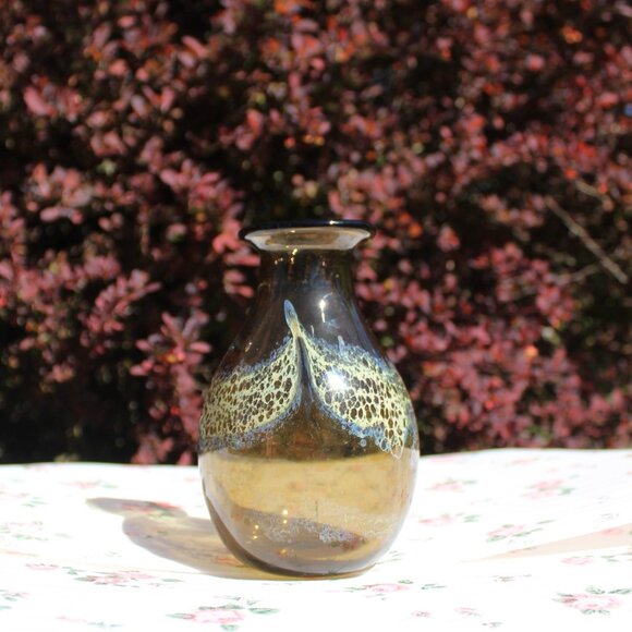 Vtg Buzz Williams 80' Studio Art Blown Glass Bud Vase amber-ish green MCM Signed - Picture 13 of 13